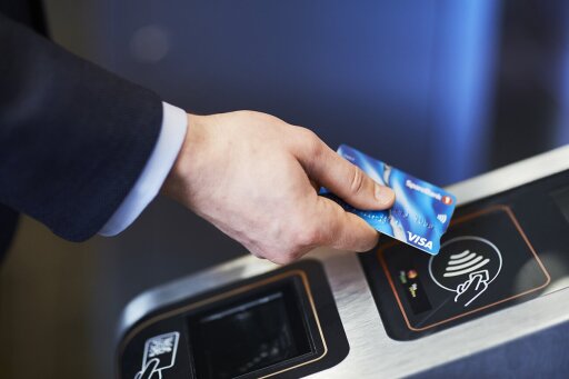Passasjer reiser billettløst med NFC