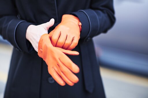 Nærbilde av Flytogets uniform